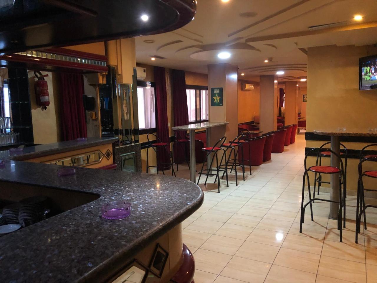 Hotel Amine Сфакс Экстерьер фото